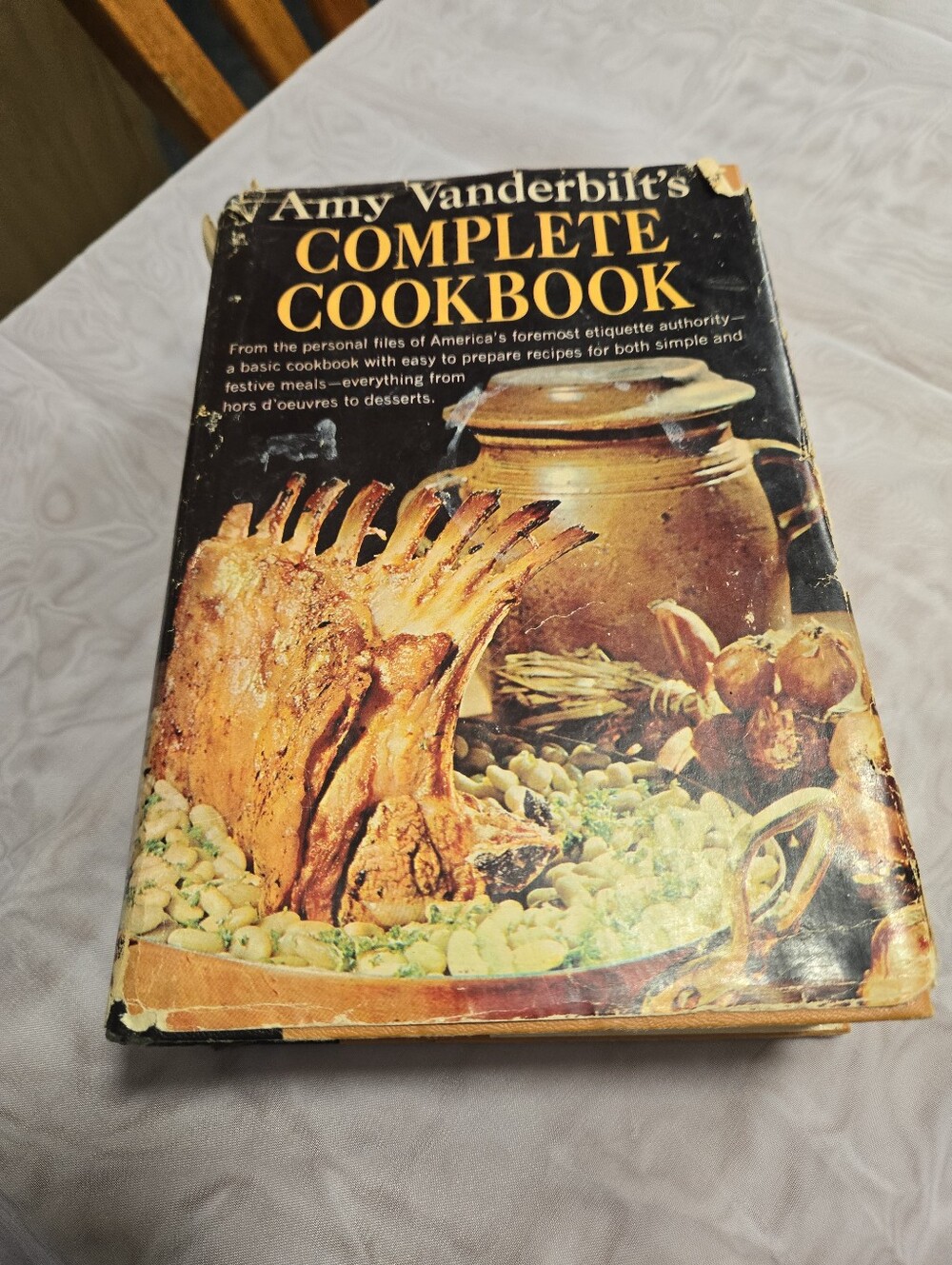 's Complete Cookbook - Brown/Gold Cover